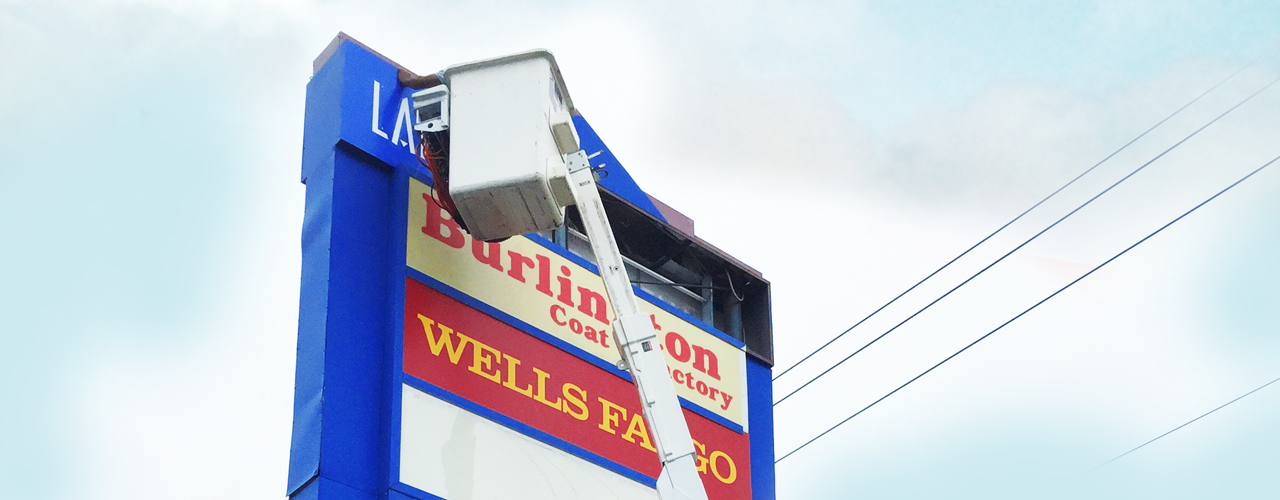 Lake Creek  Austin Pylon Signs
